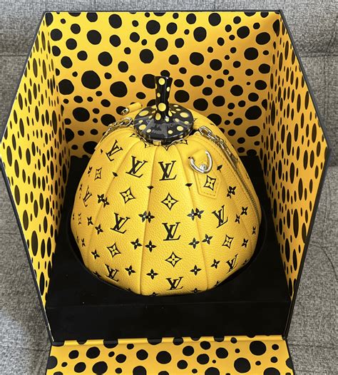 yellow pumpkin bag kusama